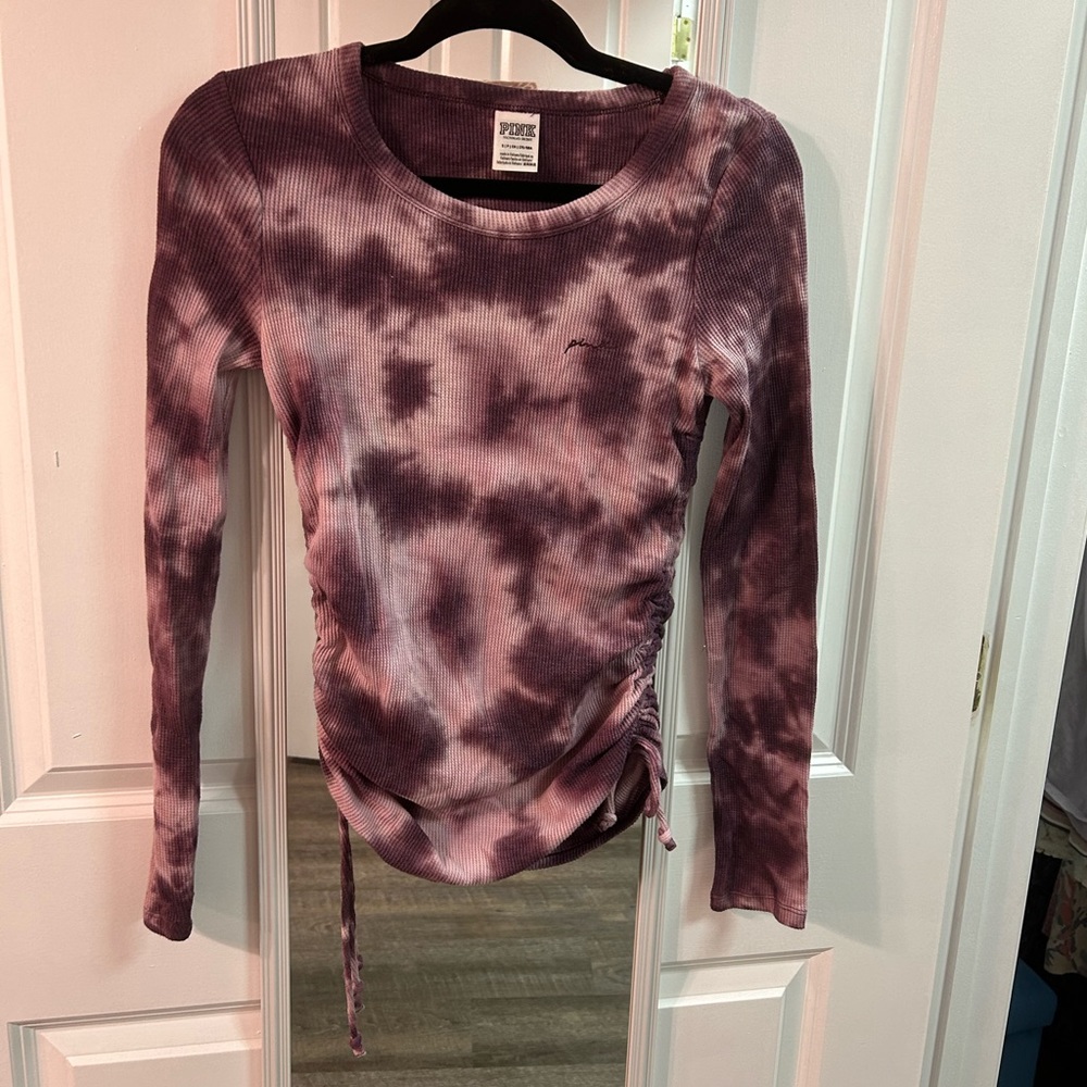 Victorias Secret PINK maroon tie dye shirt. Size S.
